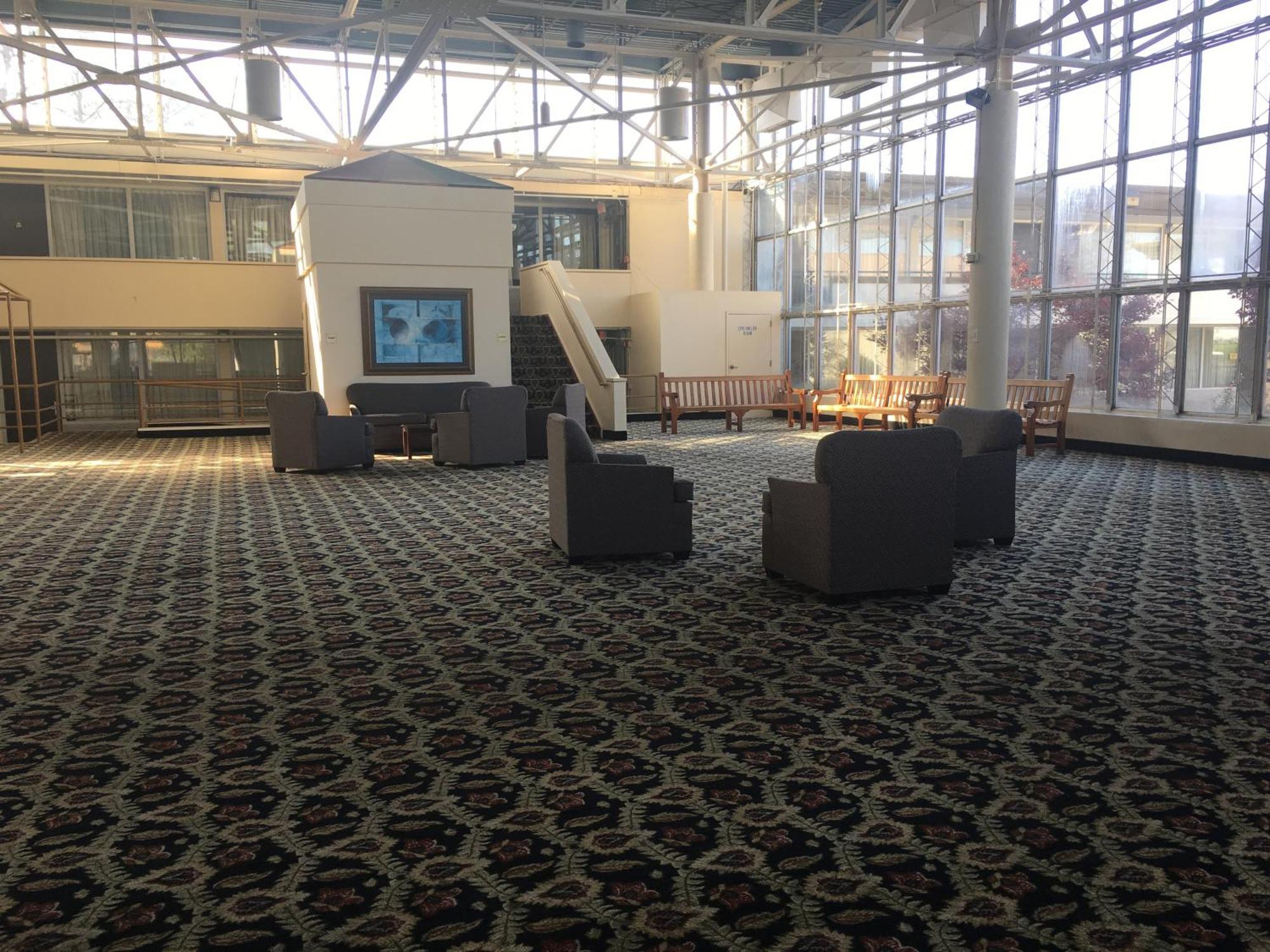 Days Inn By Wyndham Montgomery Near Aum Εξωτερικό φωτογραφία